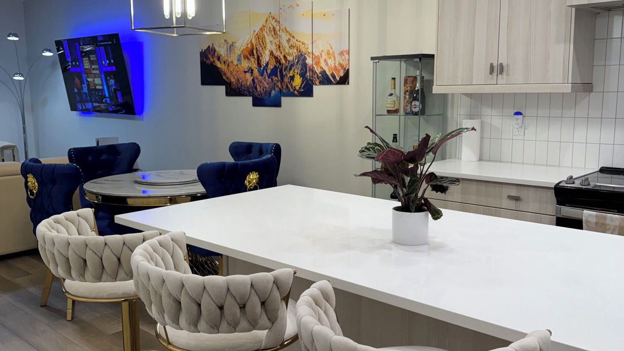 Photo of Livingroom in Southwest Calgary