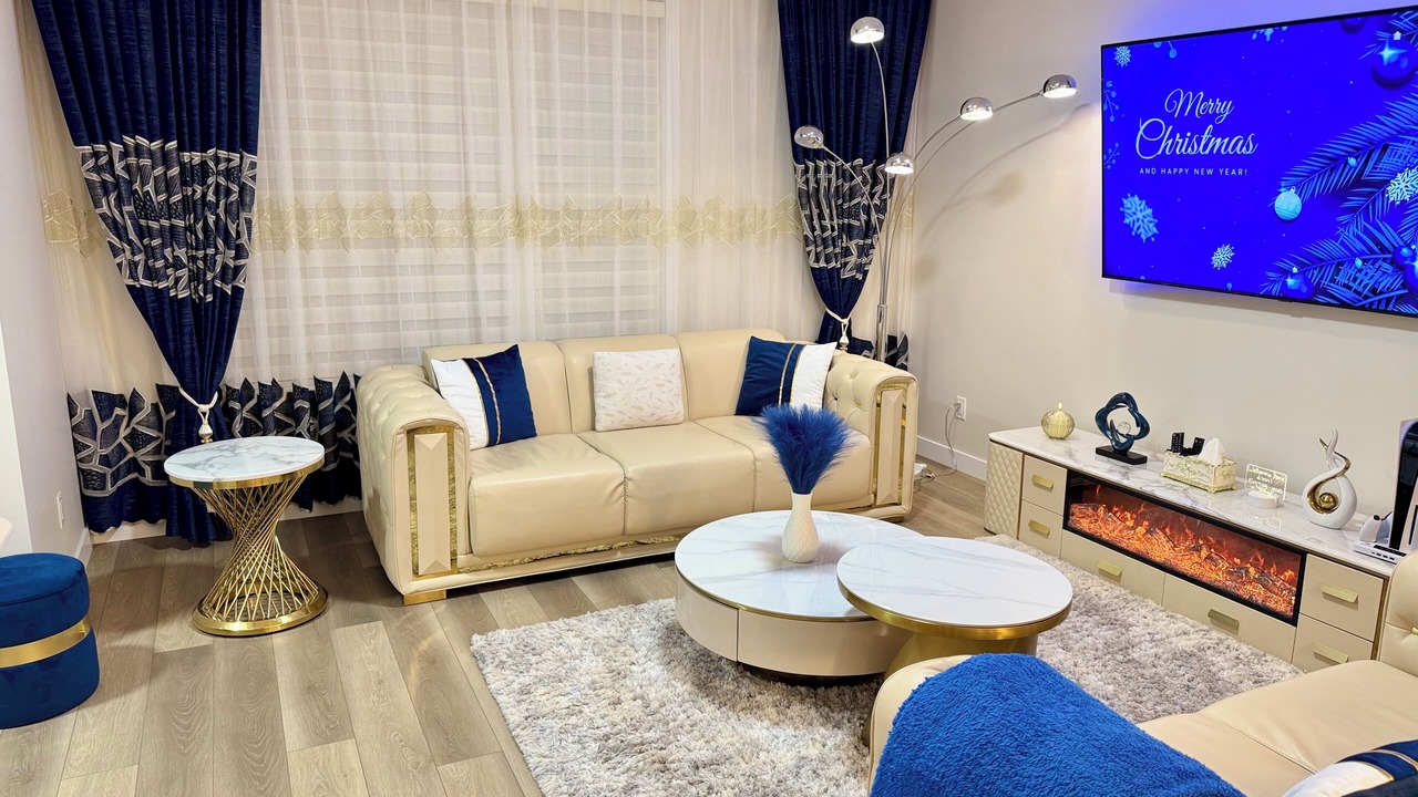 Photo of Livingroom in Southwest Calgary