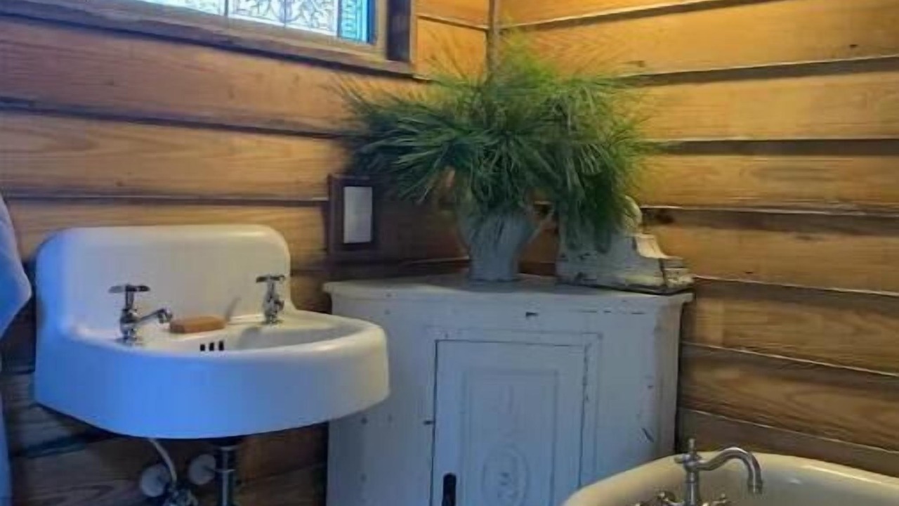 Photo of Bathroom in Surry