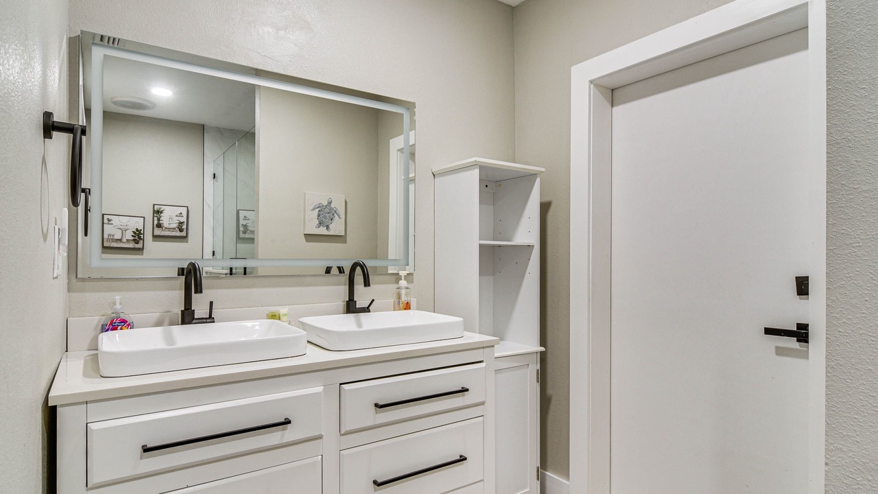 Photo of Bathroom in Jungle Terrace