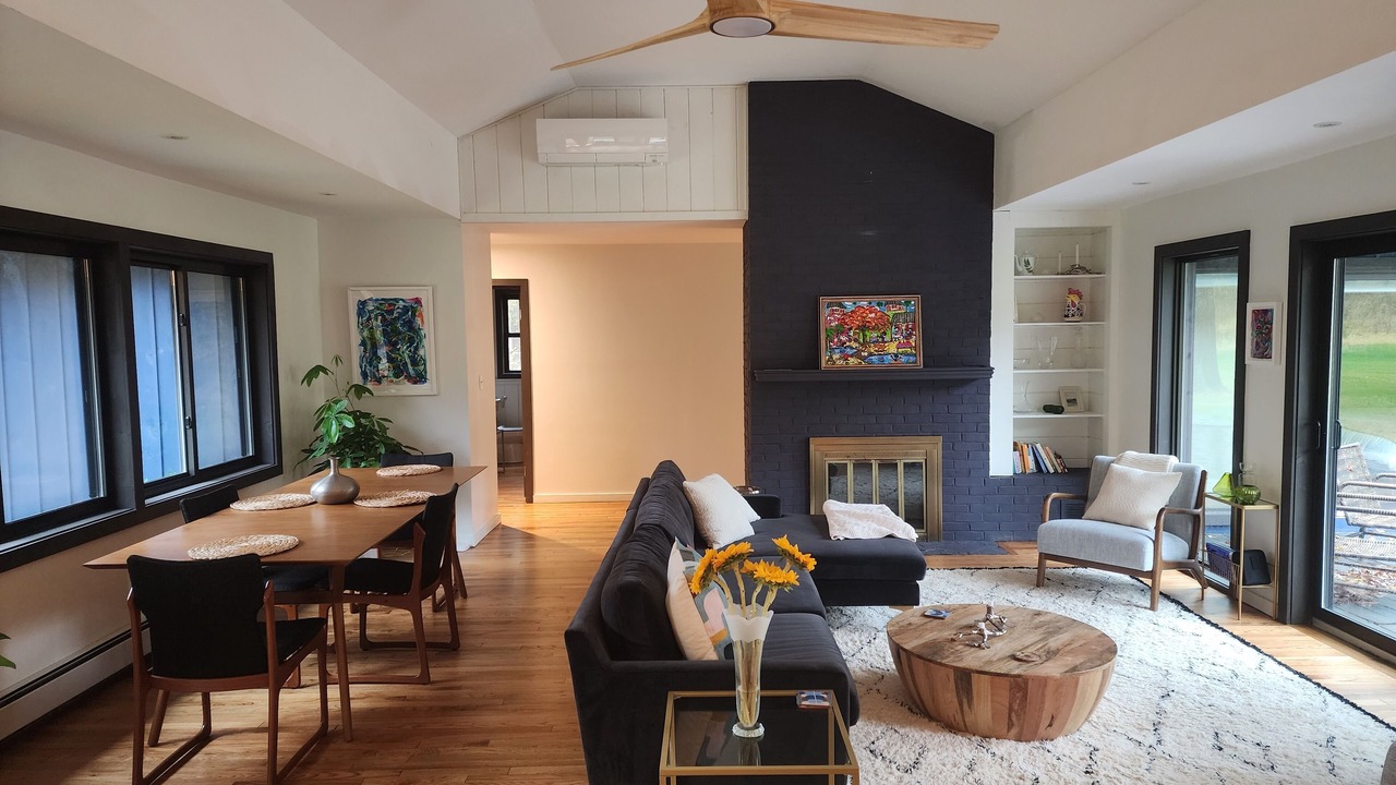 Photo of Livingroom in Chatham