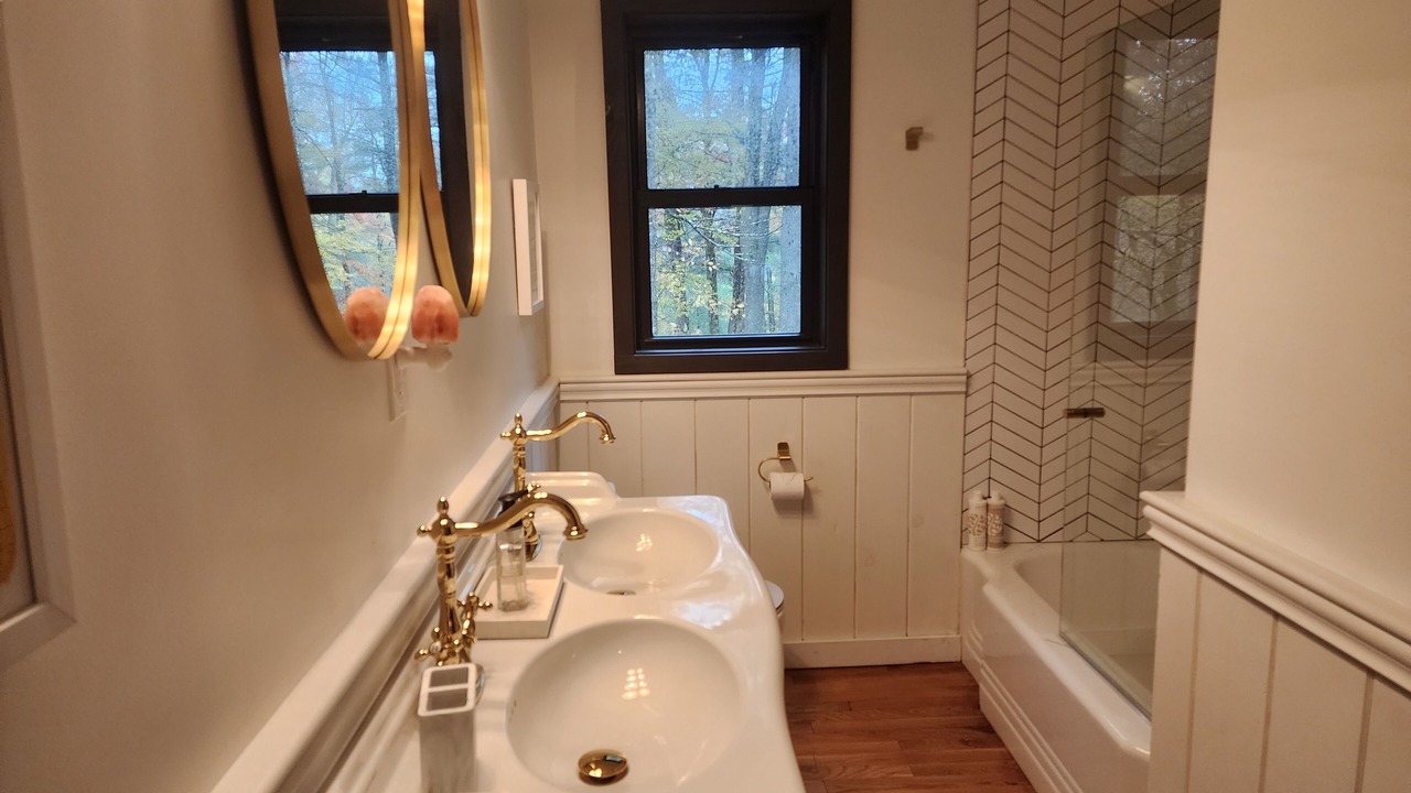 Photo of Bathroom in Chatham