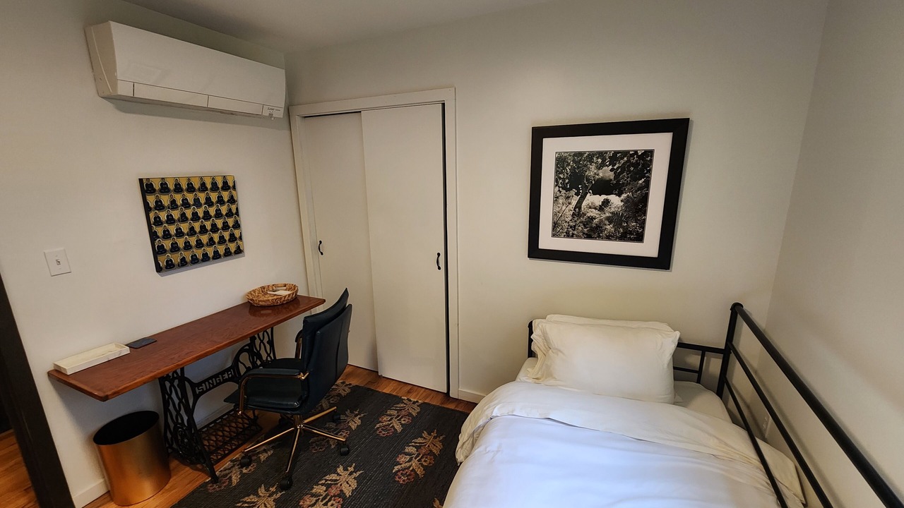 Photo of Bedroom in Chatham