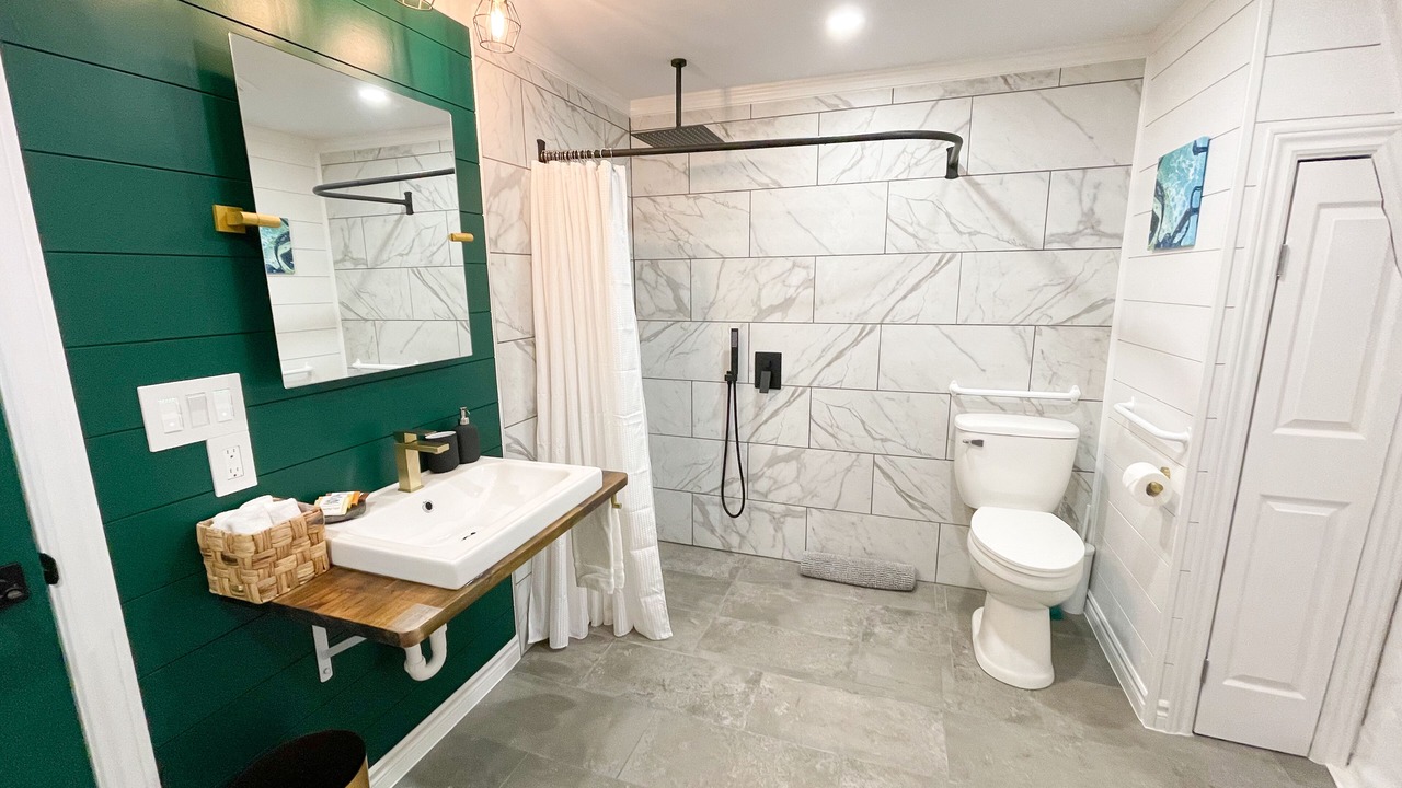 Photo of Bathroom in Port Wade