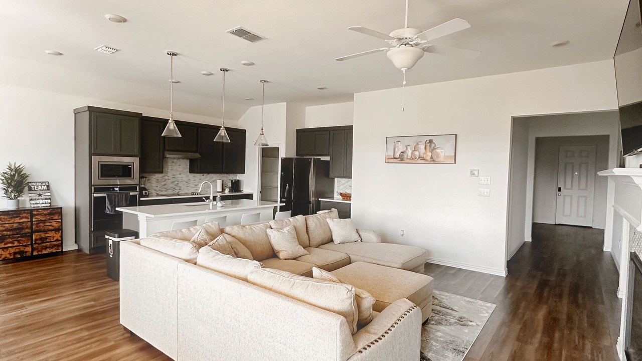 Photo of Livingroom in Haslet