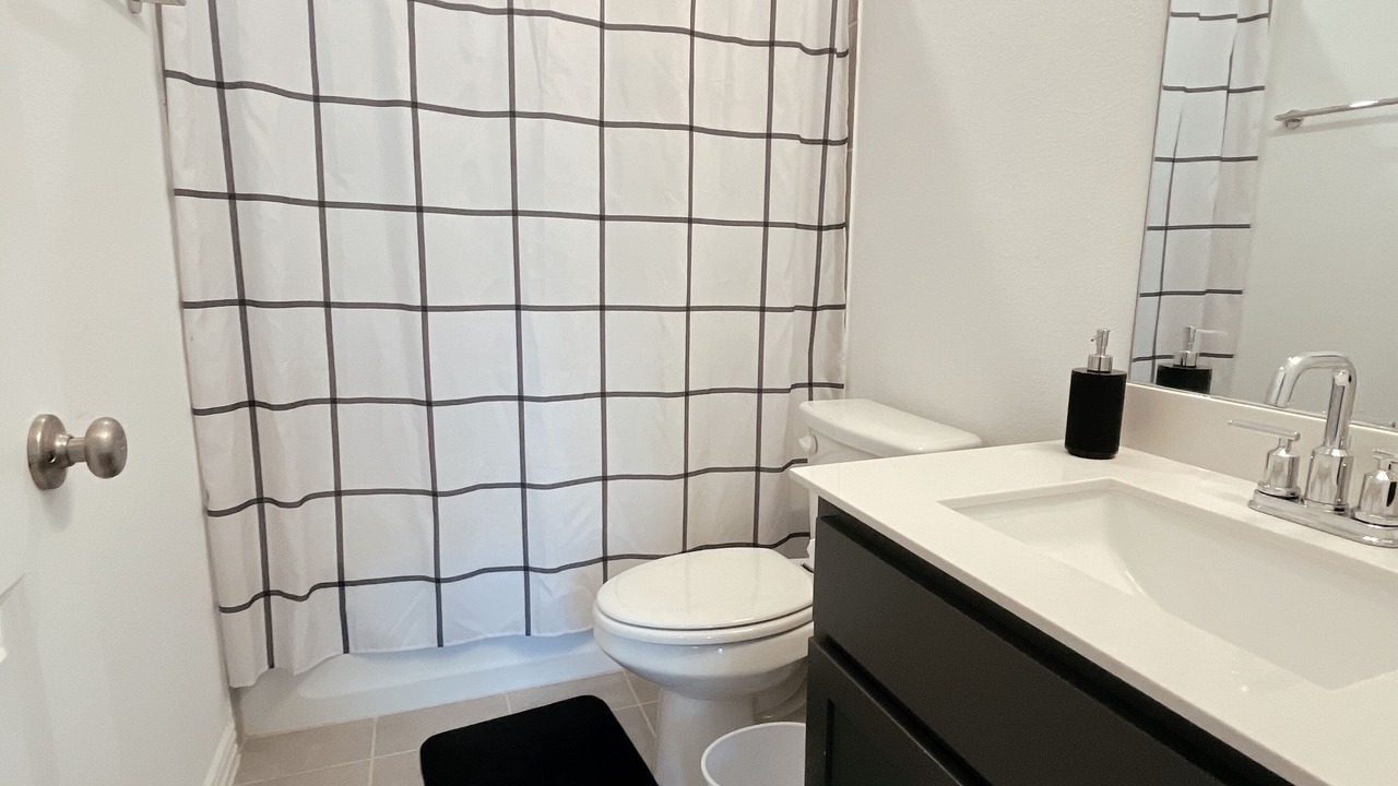 Photo of Bathroom in Haslet
