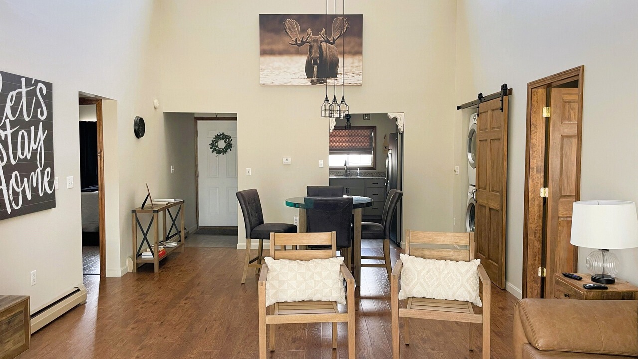 Photo of Livingroom in Greenville Junction