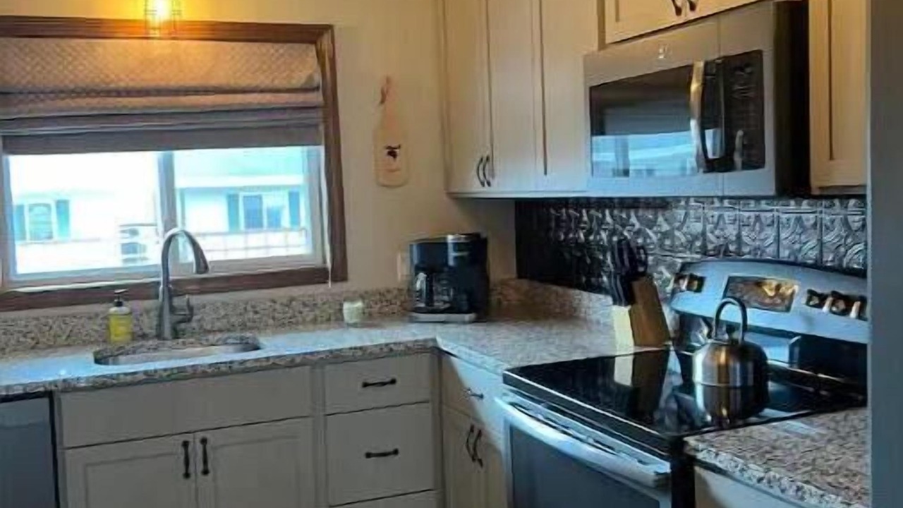 Photo of Kitchen in Greenville Junction