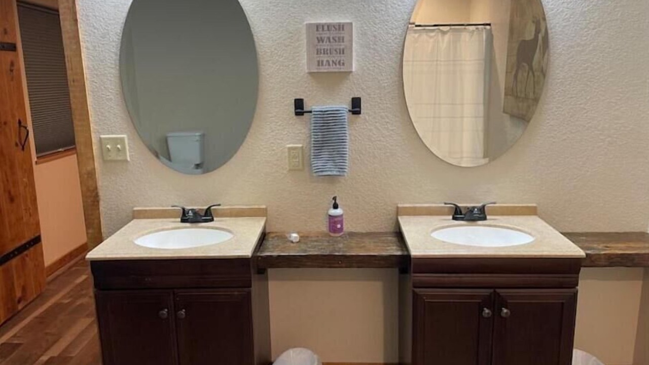 Photo of Bathroom in Mena