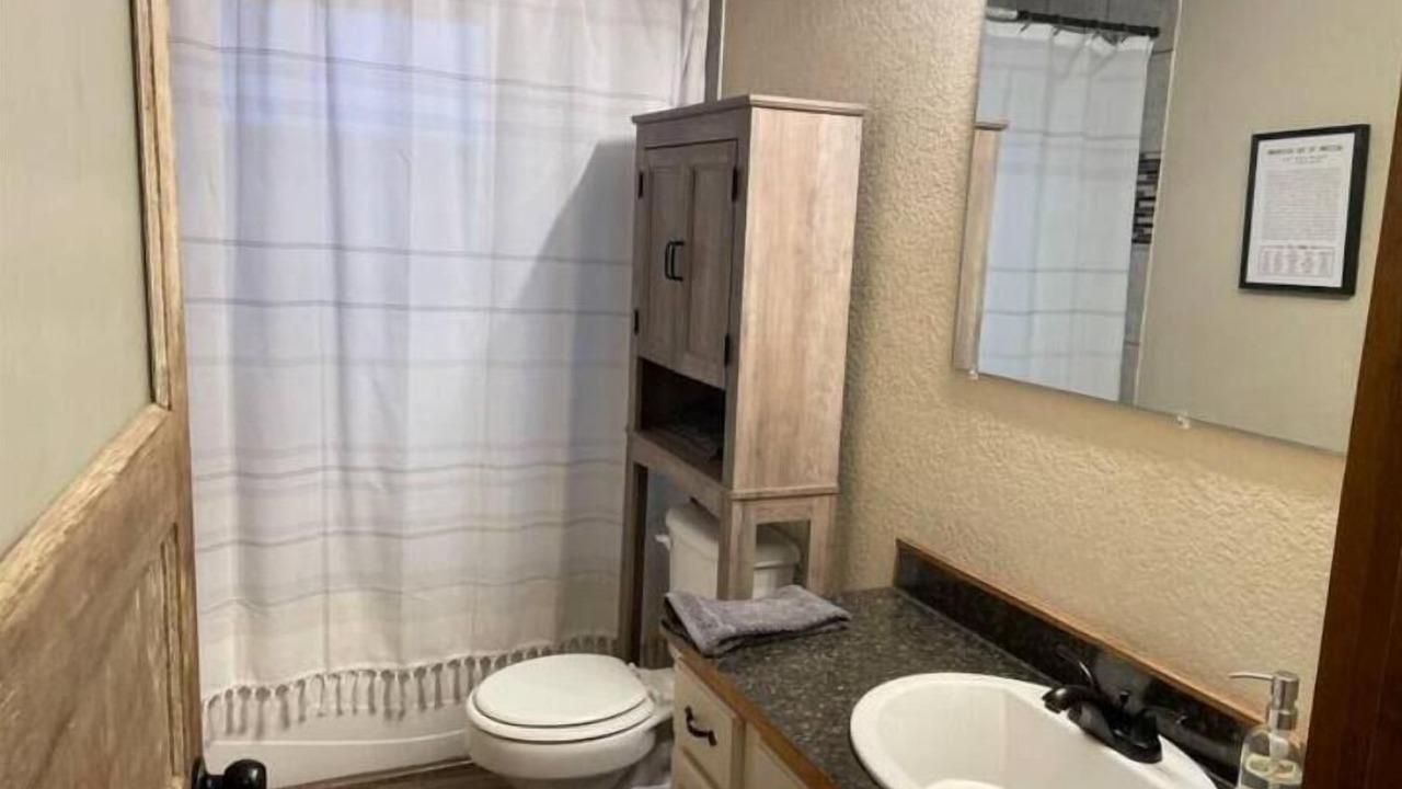 Photo of Bathroom in Mena