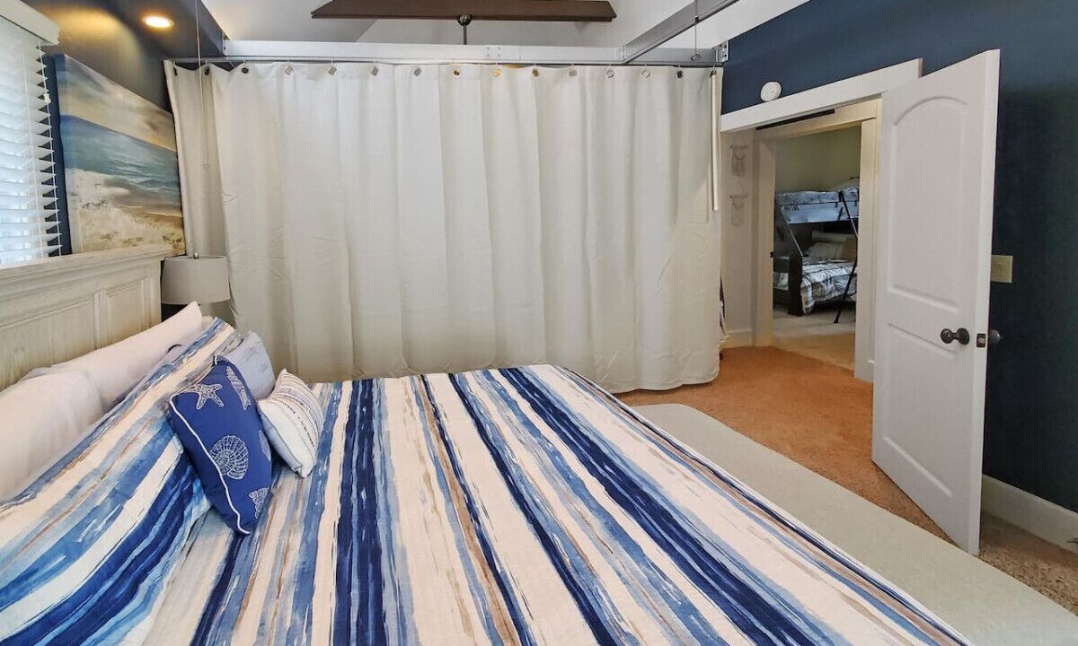 Photo of Bedroom in Spirit Lake