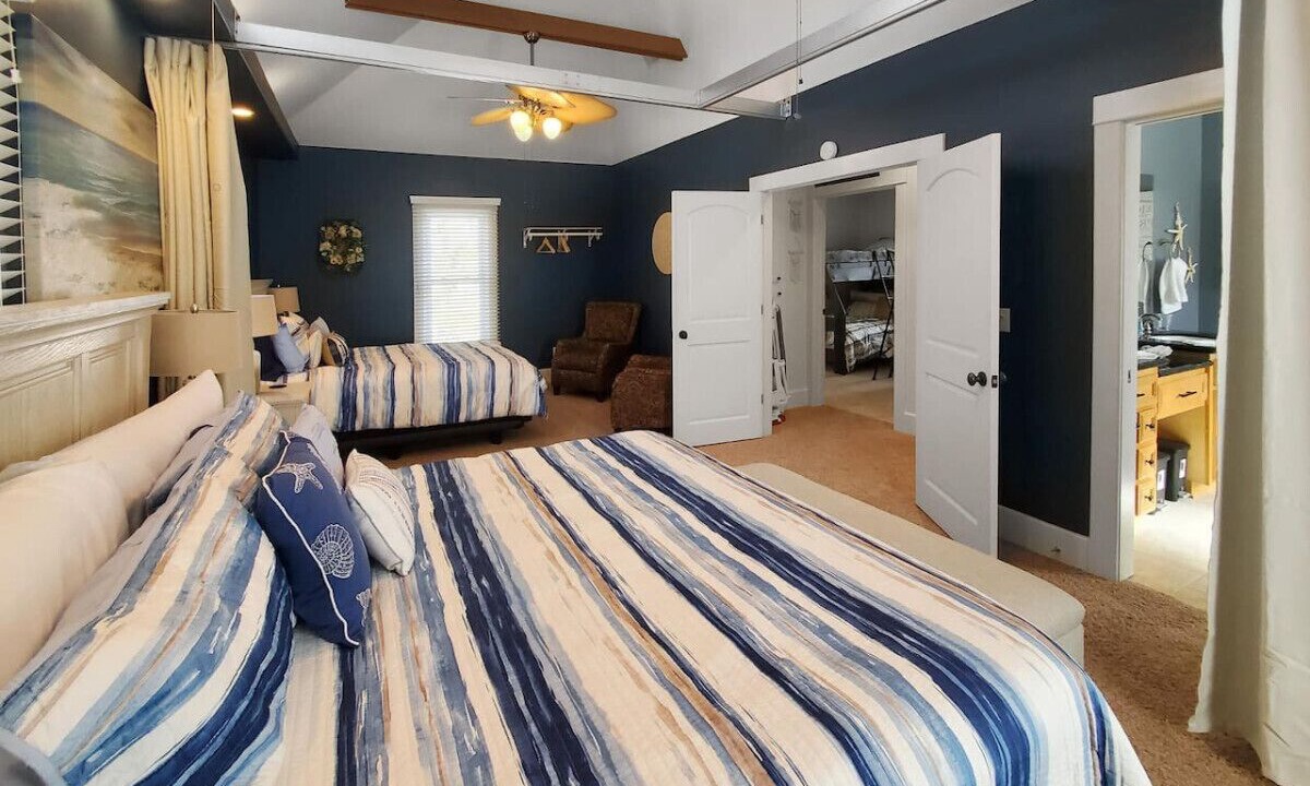 Photo of Bedroom in Spirit Lake