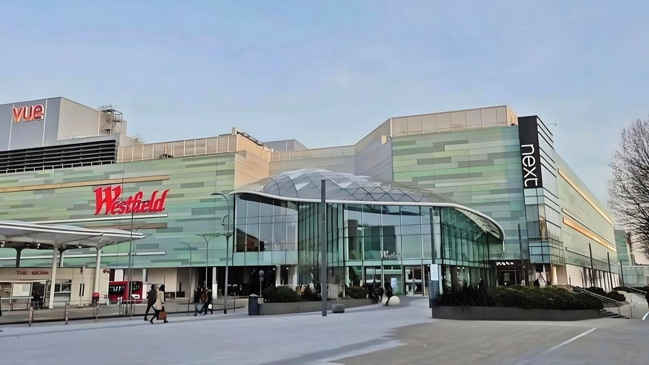 Photo of Others in Notting Hill