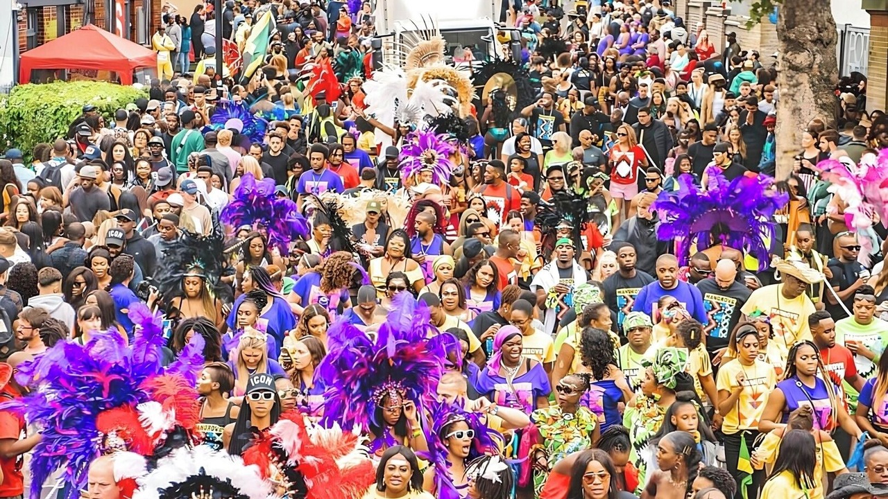 Photo of Others in Notting Hill