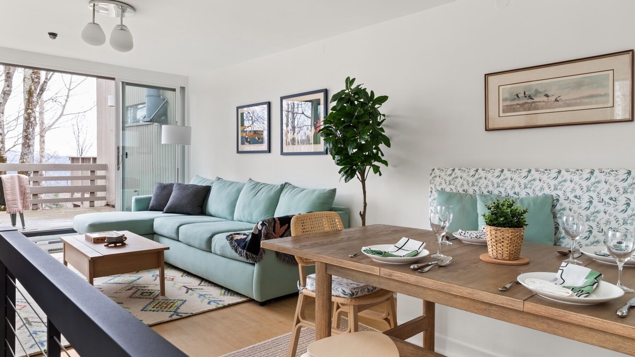 Photo of Livingroom in Warren