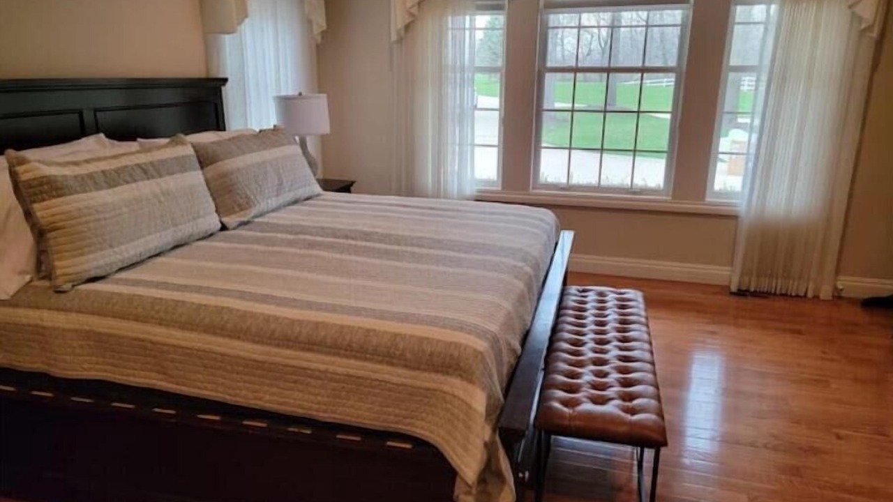 Photo of Bedroom in Lynn Center