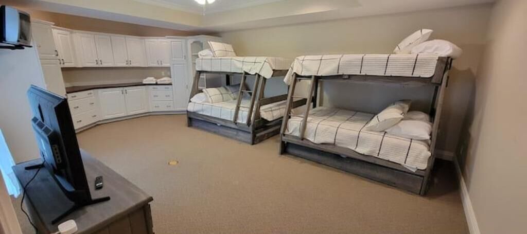 Photo of Bedroom in Lynn Center
