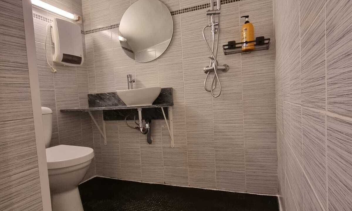 Photo of Bathroom in Saint-Laurent-de-la-Salanque