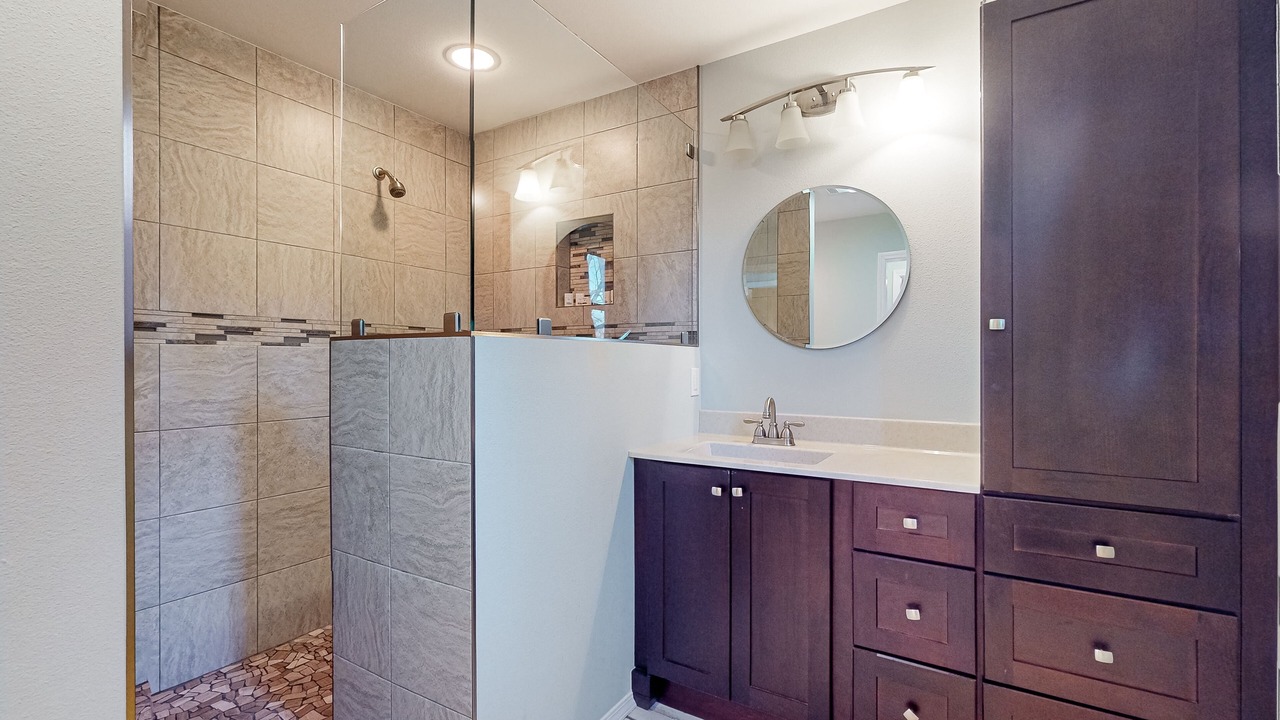 Photo of Bathroom in Powell