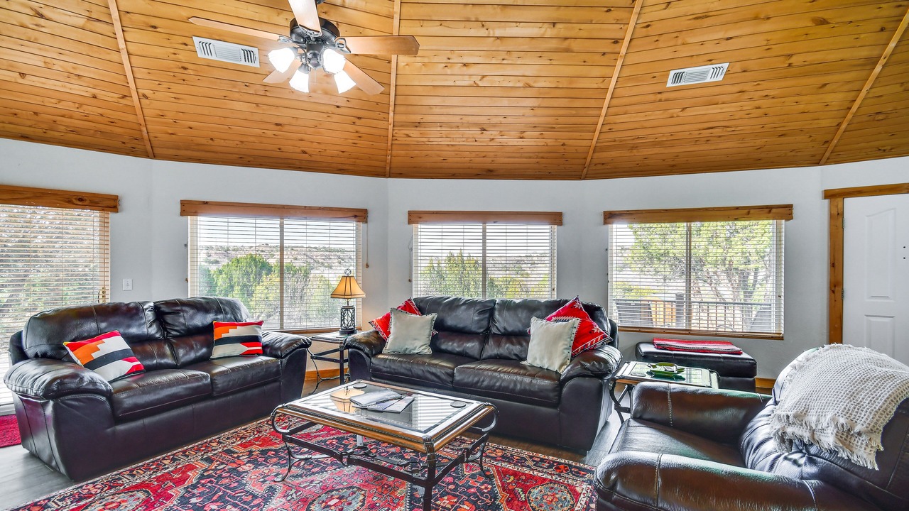 Photo of Bedroom in Palisades