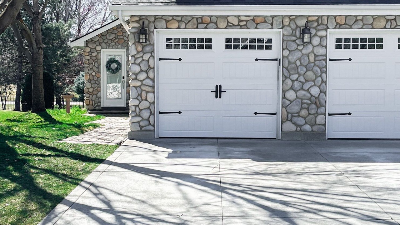 Photo of Others in Eagle