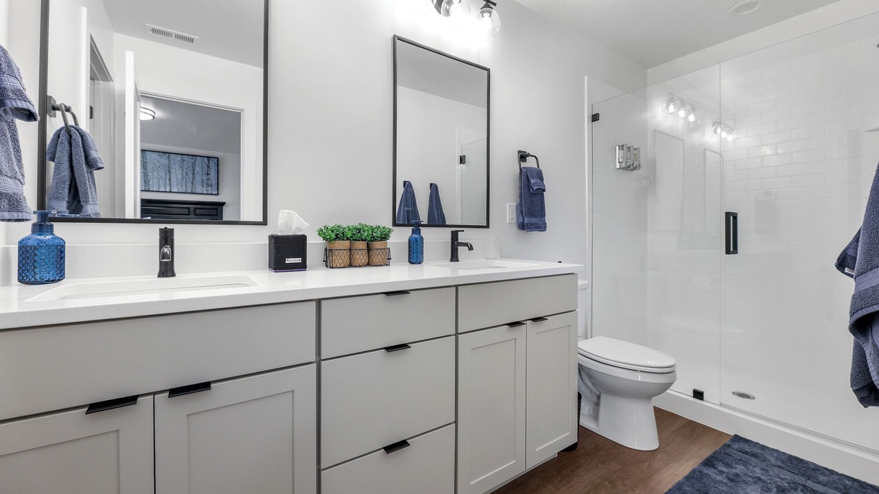 Photo of Bathroom in Mountain Green