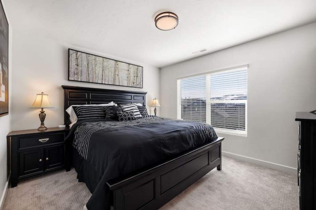 Photo of Bedroom in Mountain Green