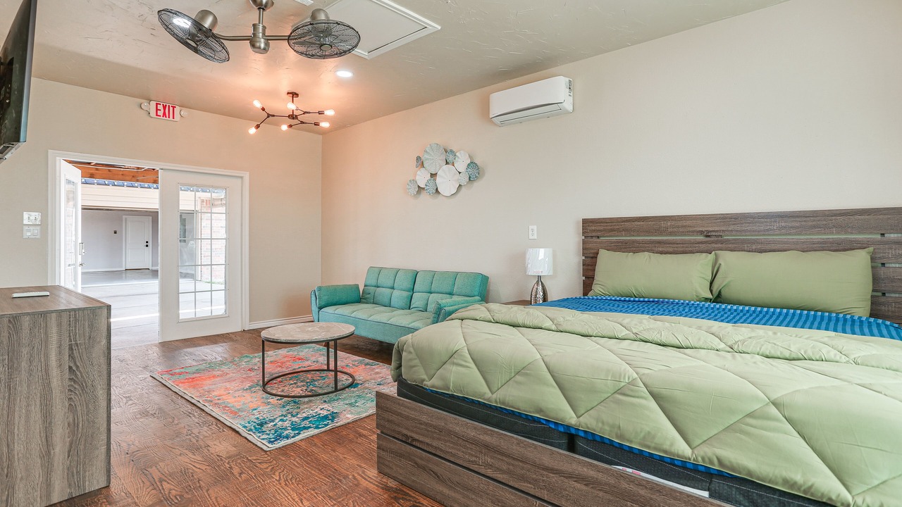 Photo of Bedroom in Weston