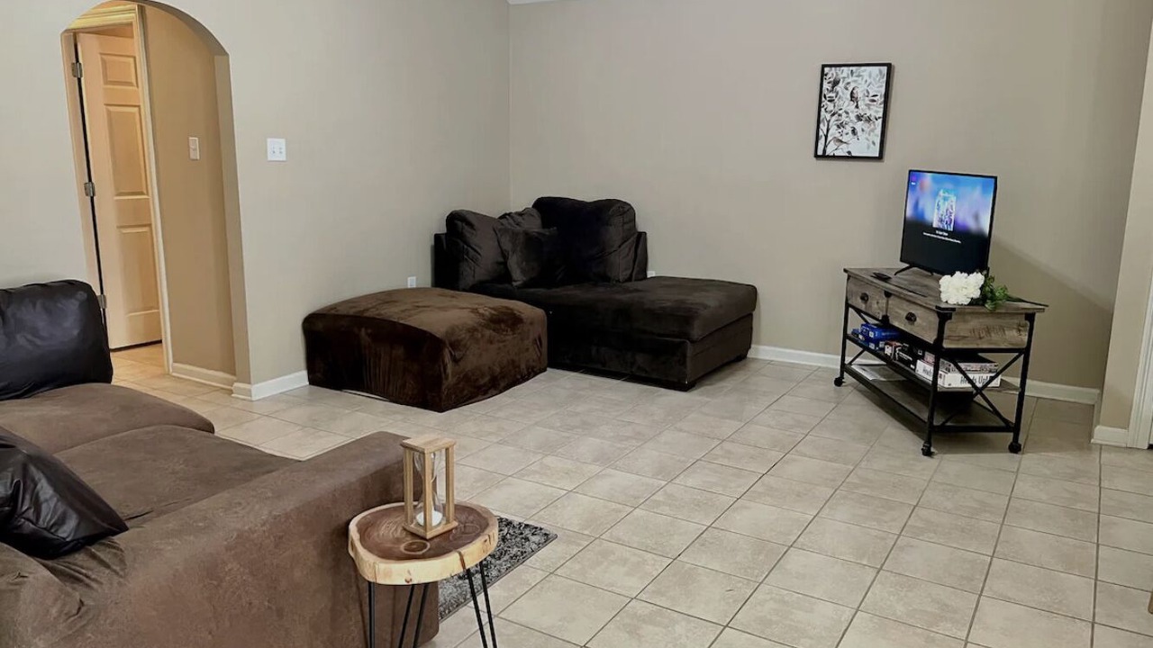 Photo of Livingroom in Broadmoor
