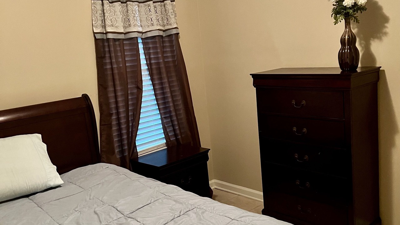 Photo of Bedroom in Broadmoor