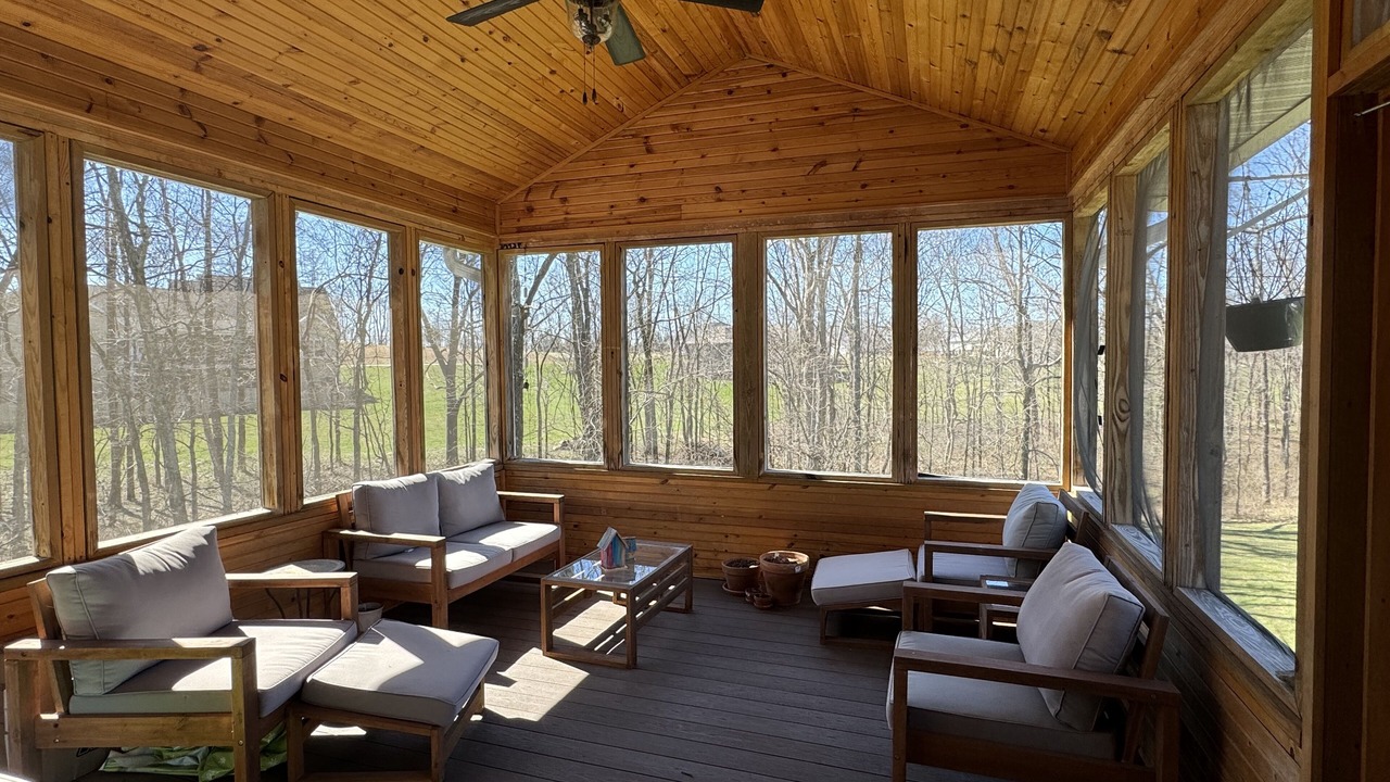 Photo of Livingroom in Bloomington