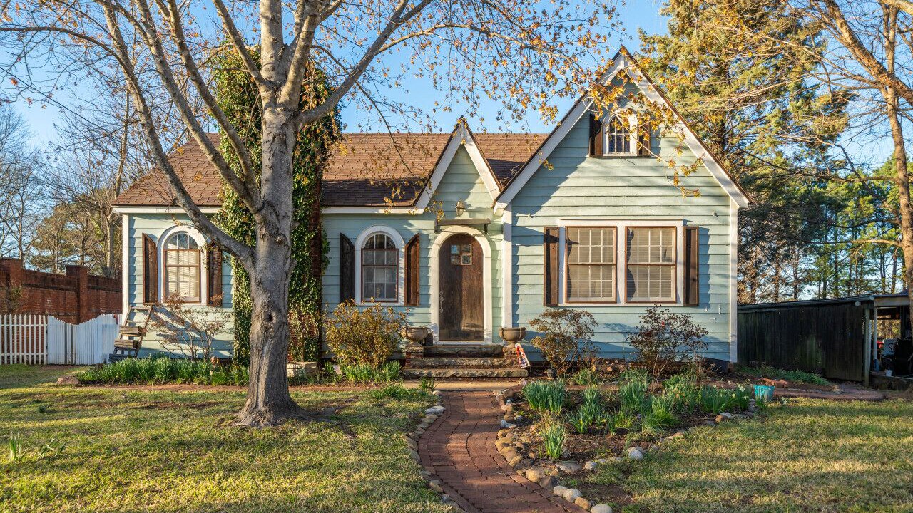 Photo of Outdoor in Clarksville