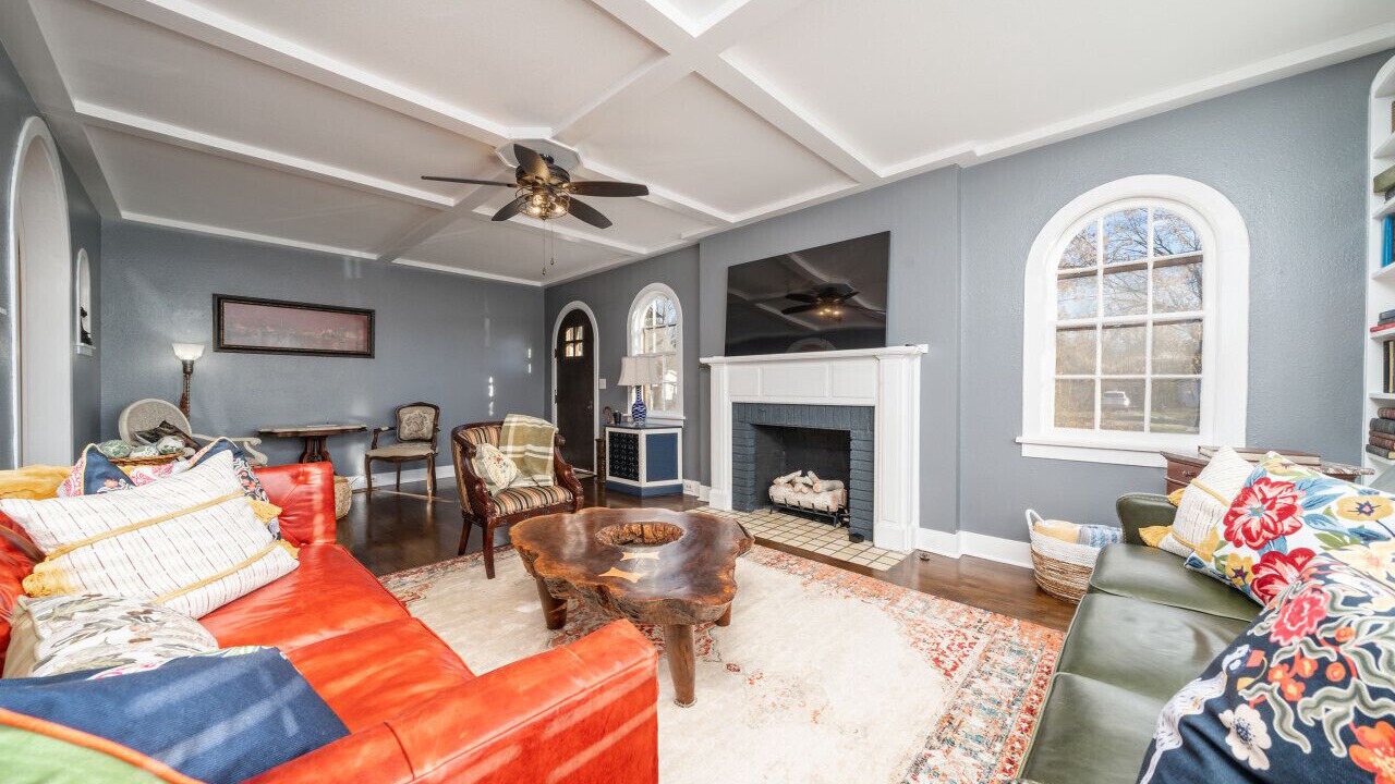 Photo of Livingroom in Clarksville