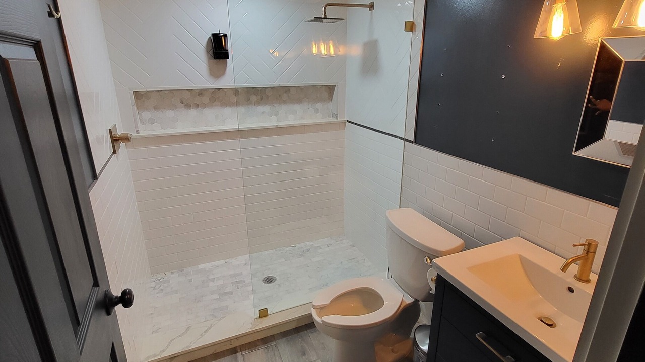 Photo of Bathroom in Klein