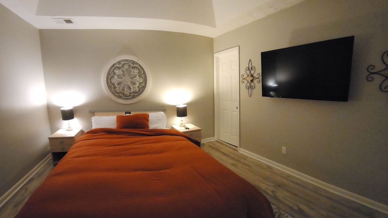 Photo of Bedroom in Lovejoy