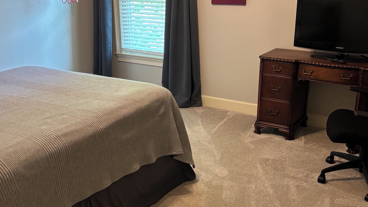 Photo of Bedroom in Martinez