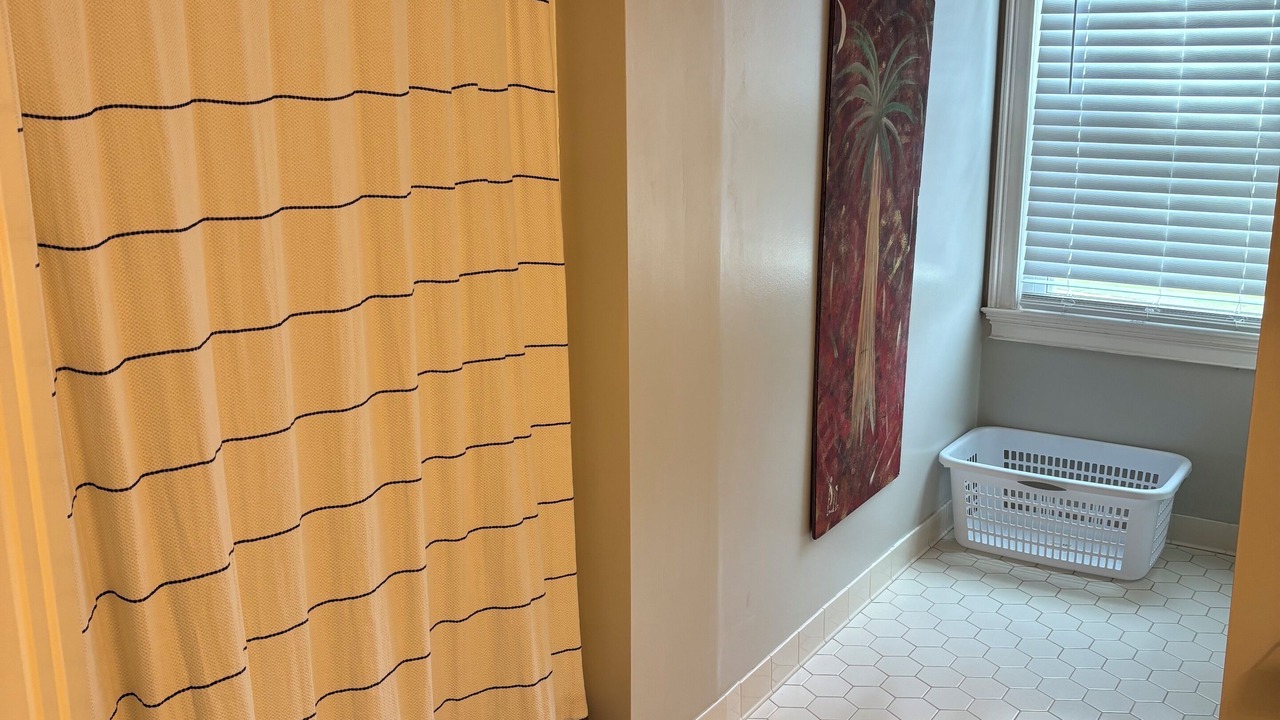 Photo of Bathroom in Martinez