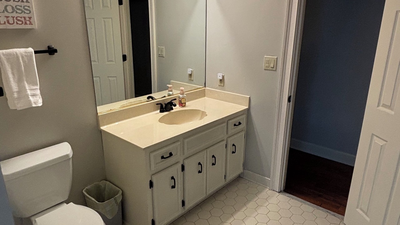 Photo of Bathroom in Martinez