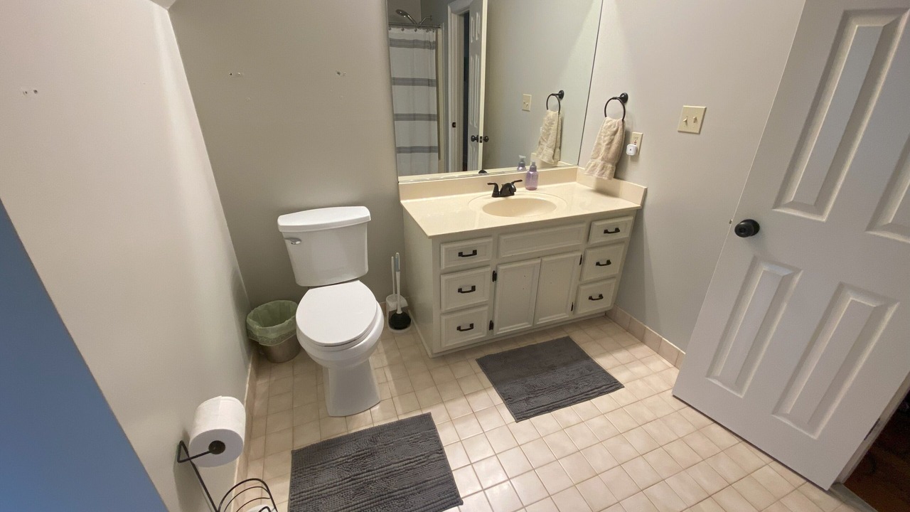 Photo of Bathroom in Martinez