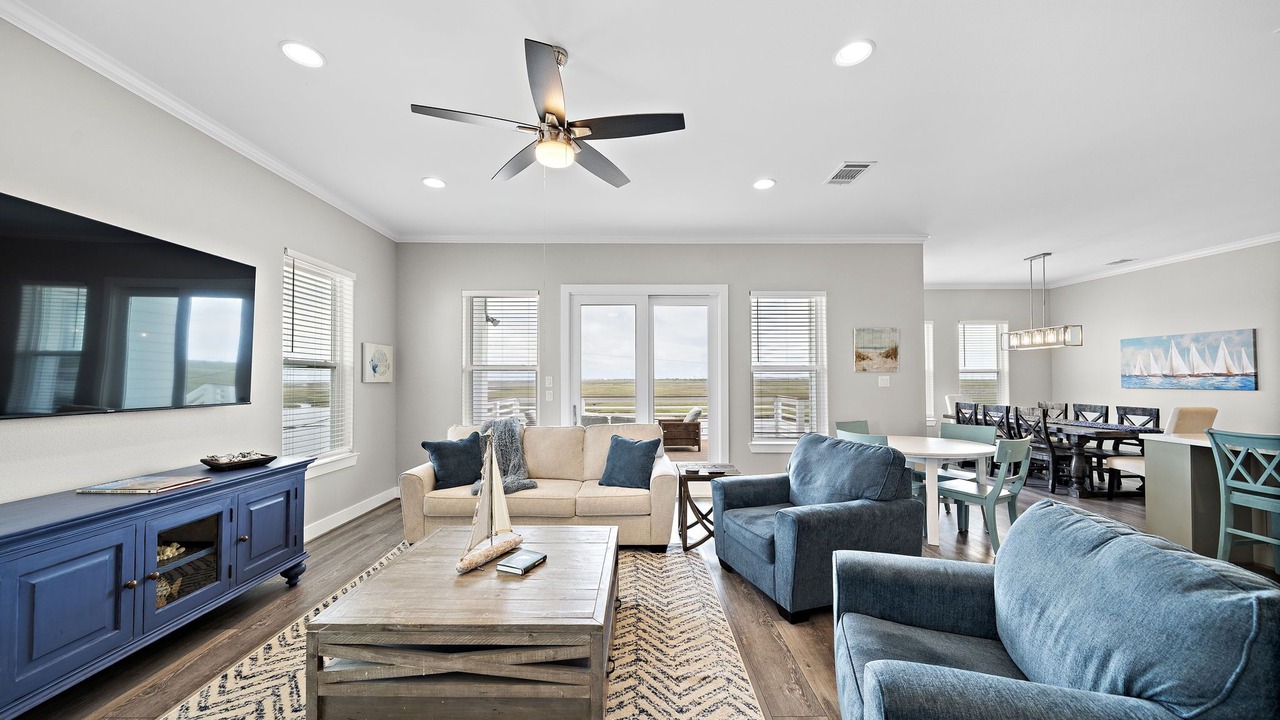 Photo of Livingroom in Jamaica Beach
