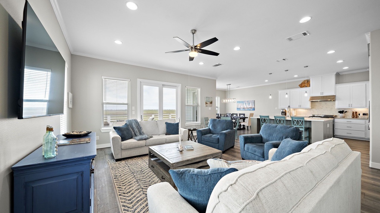 Photo of Livingroom in Jamaica Beach