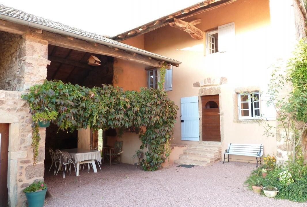 Photo of Outdoor in Dompierre-les-Ormes