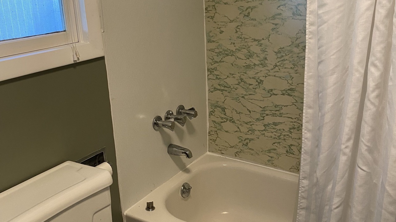 Photo of Bathroom in Wolfe Island