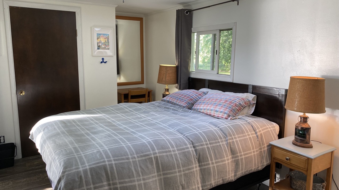 Photo of Bedroom in Wolfe Island