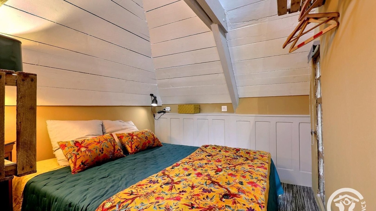 Photo of Bedroom in Combourg