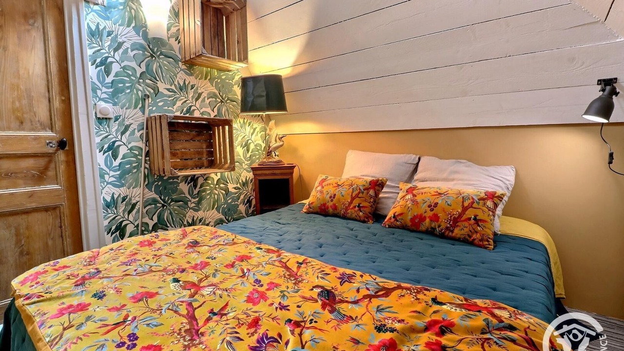 Photo of Bedroom in Combourg