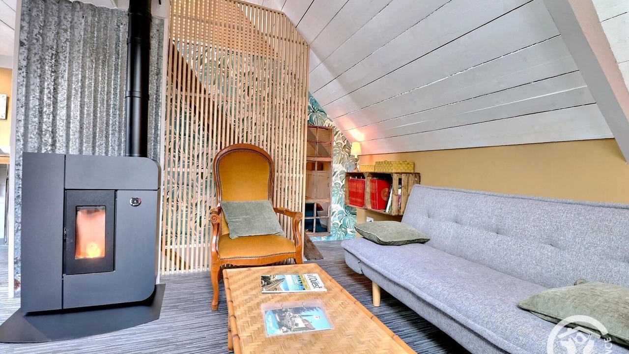 Photo of Livingroom in Combourg