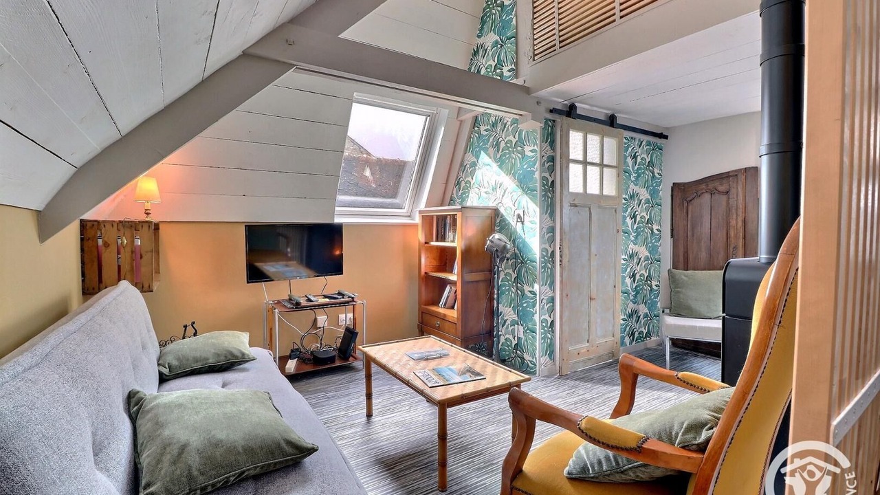 Photo of Livingroom in Combourg