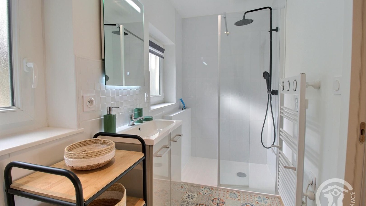 Photo of Bathroom in Loguivy