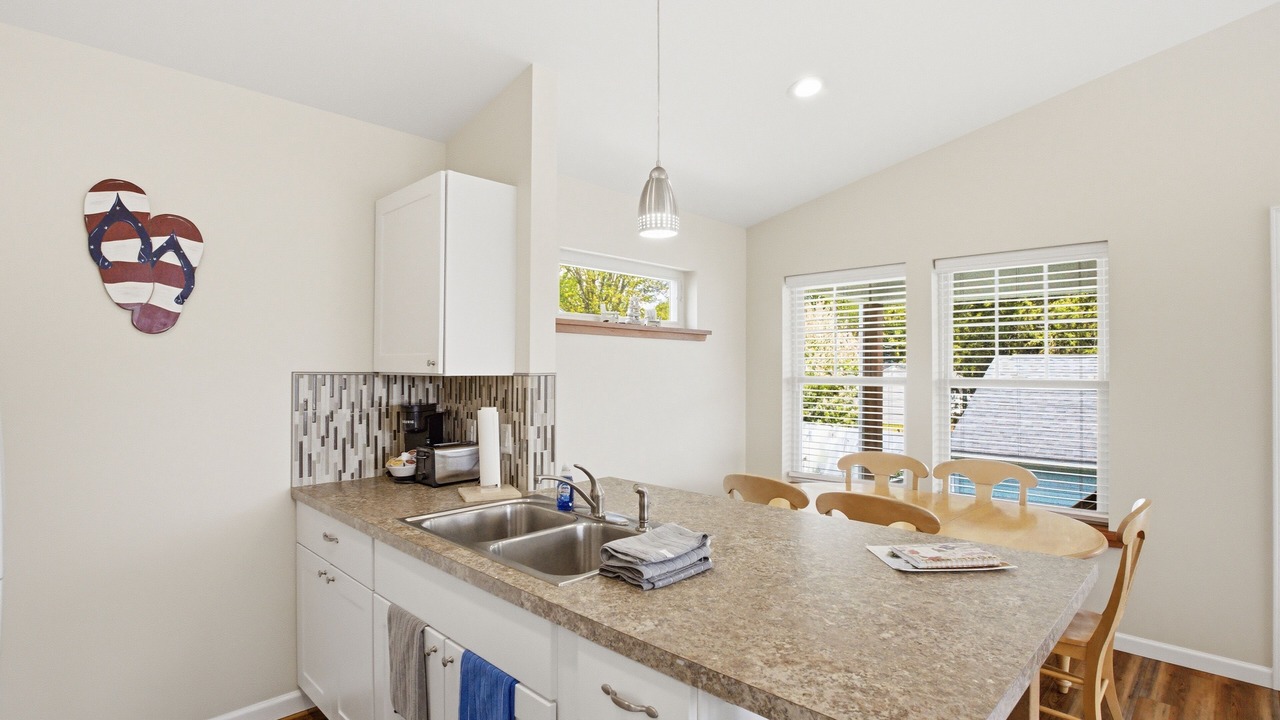 Photo of Kitchen in Town of Richmond